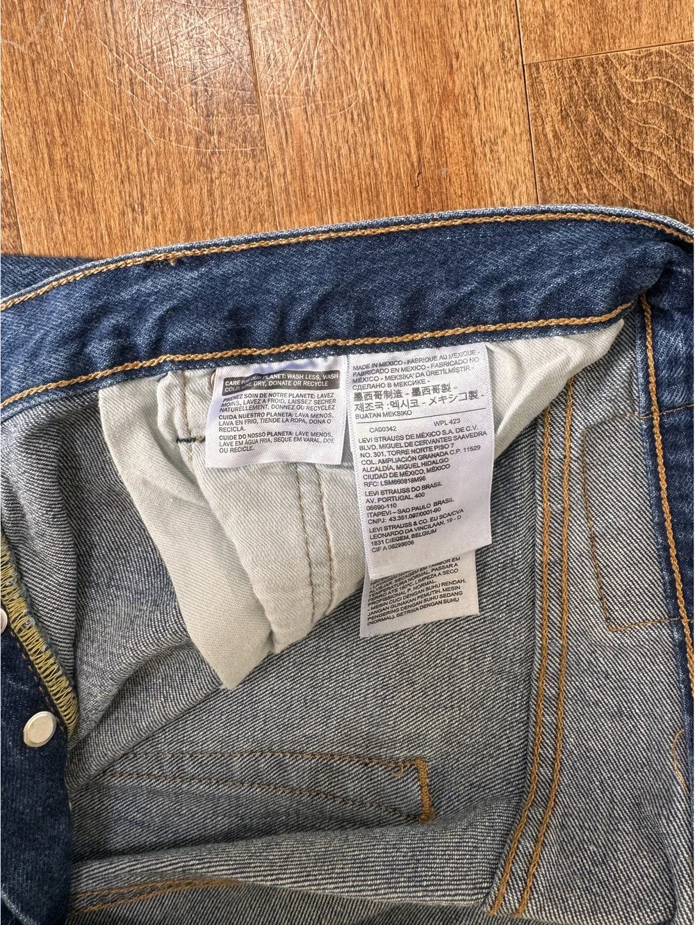 Levi's 501 Original Shorts Mens W32 Stonewash Button Fly